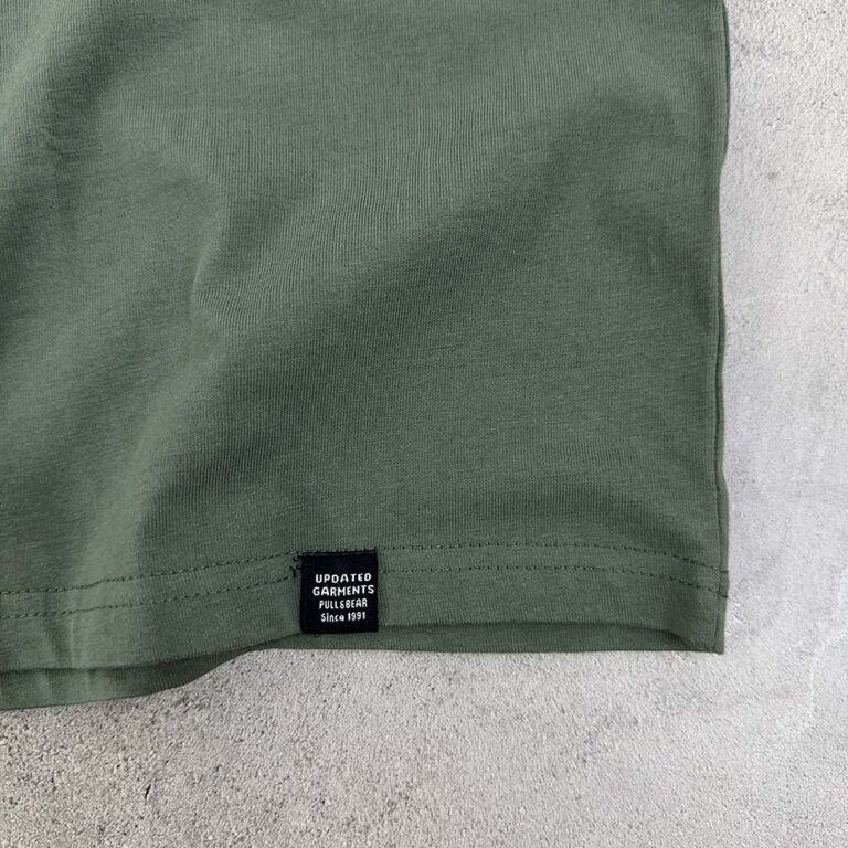 تیشرت گرم بالا اسپانیایی PULL AND BEAR سایز XXL