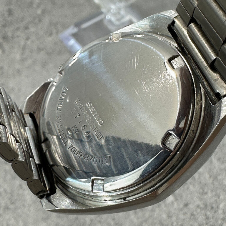 ساعت مردانه آنیتک اورجینال SEIKO زرشکی حروف عربی