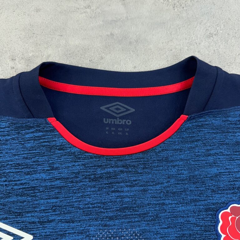 تیشرت ورزشی UMBRO اورجینال رنگ آبی تیره