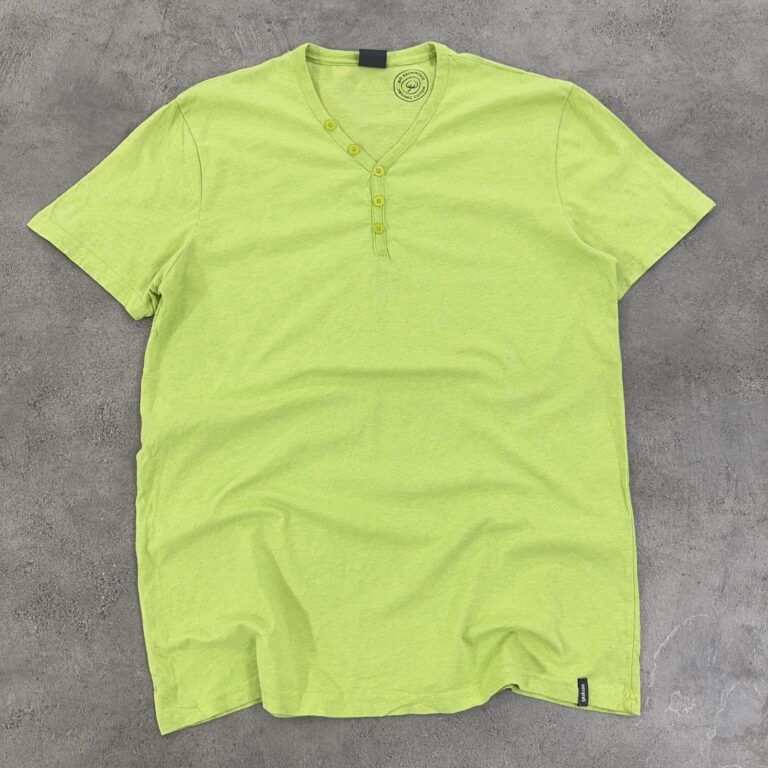 تیشرت اورجینال رنگ سبز دکمه دار سایز L